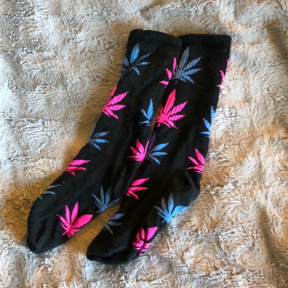 HUF Accessories - HUF Pink & Blue Socks